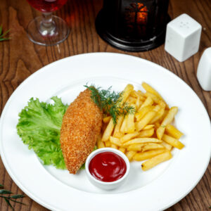 44 Schnitzel Pommes oder Kroketten